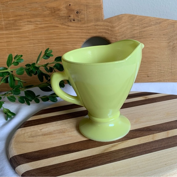 Anchor Hocking Dining Vintage Anchor Hocking Yellow Glass Pedestal